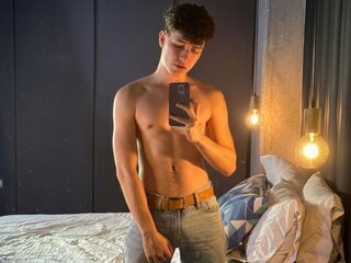 AdrianMorelli nude