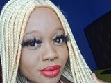 AkeliaHampson livesex