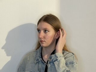 AmiEllert show