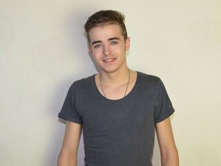 BlueEyesERIK recorded